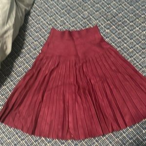 Mia mod small marron pleated skirt
